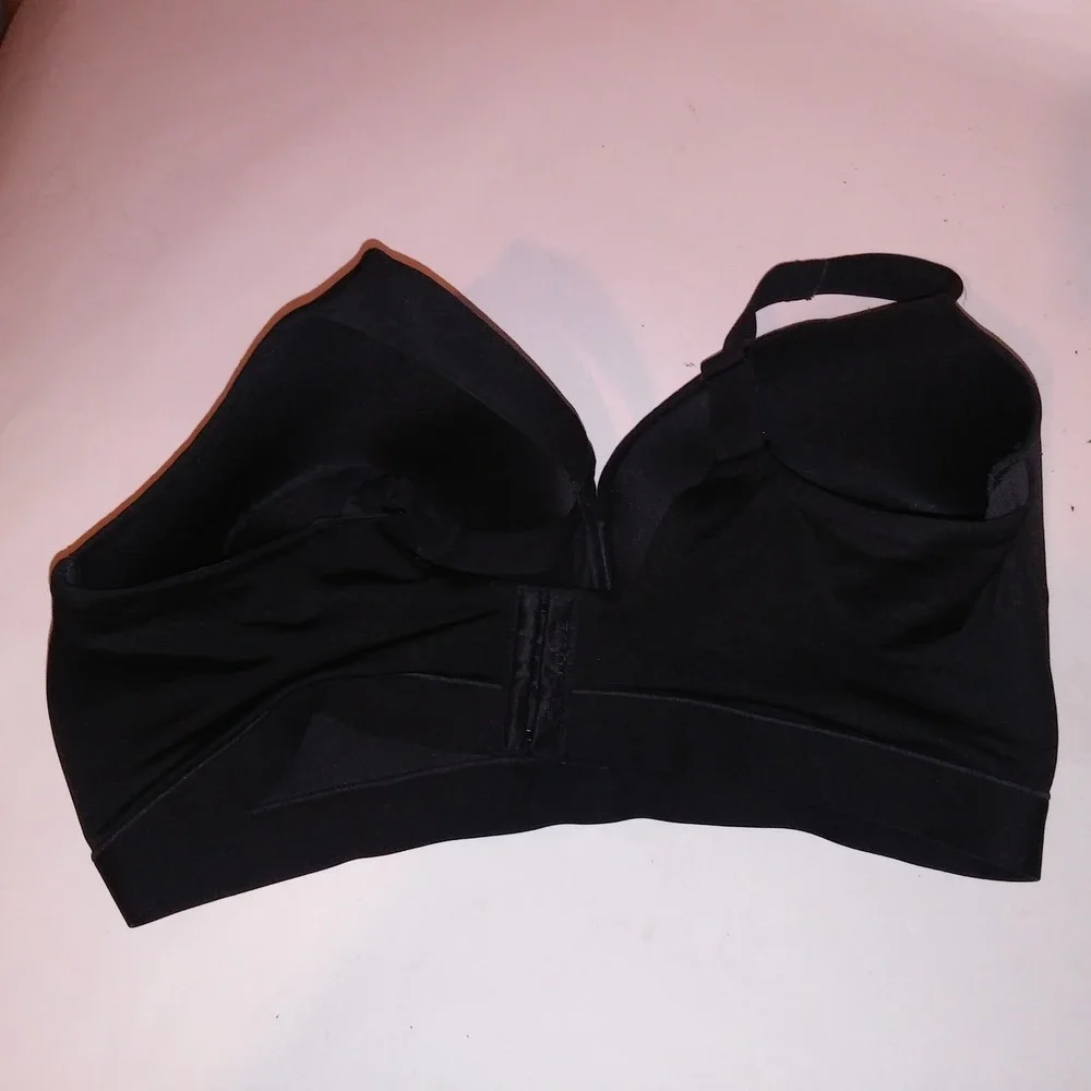Cacique Bra 42F Lightly Lined No Wire Black Solid Wireless